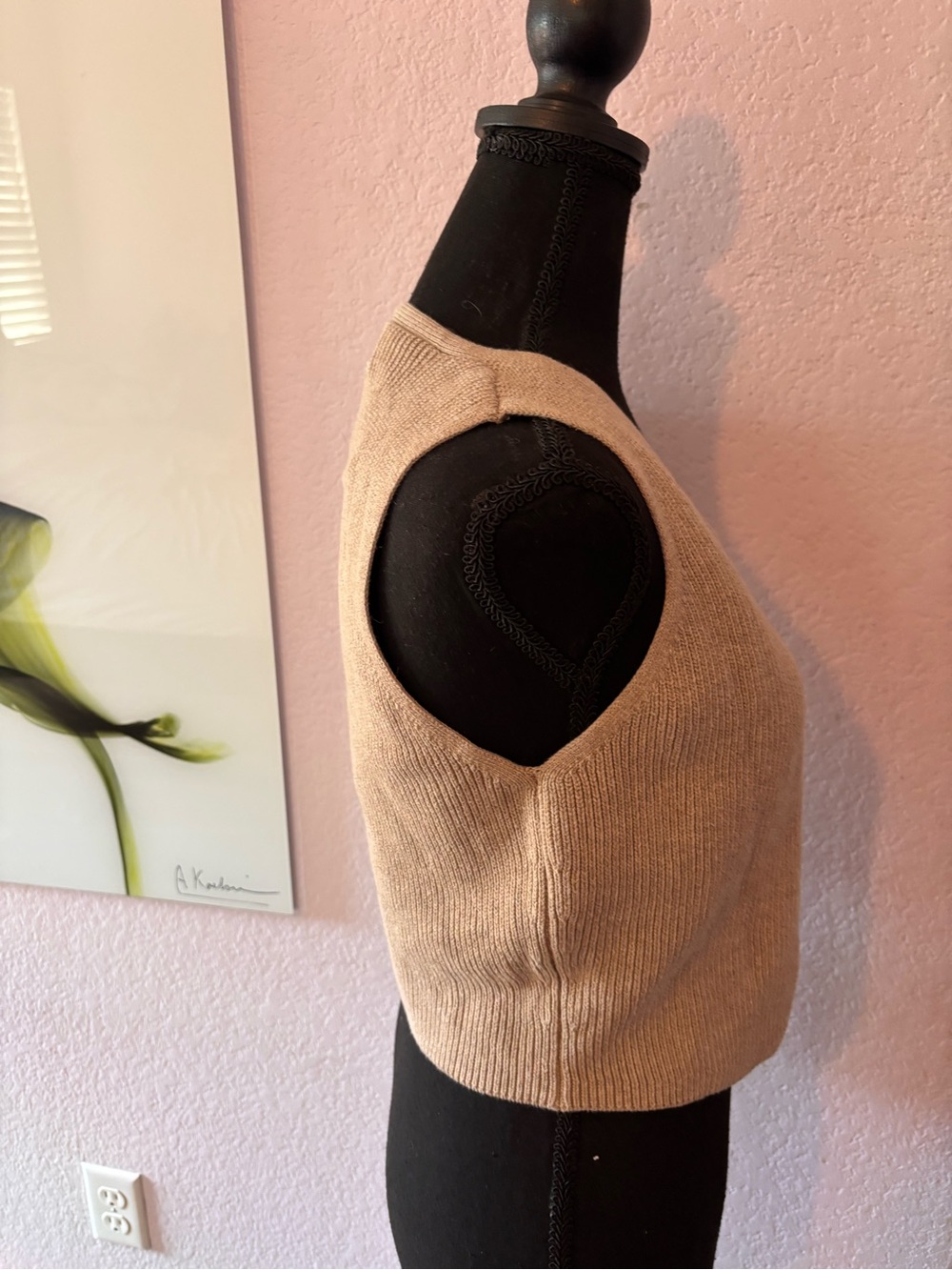 Vest size medium - Picture 3 of 6